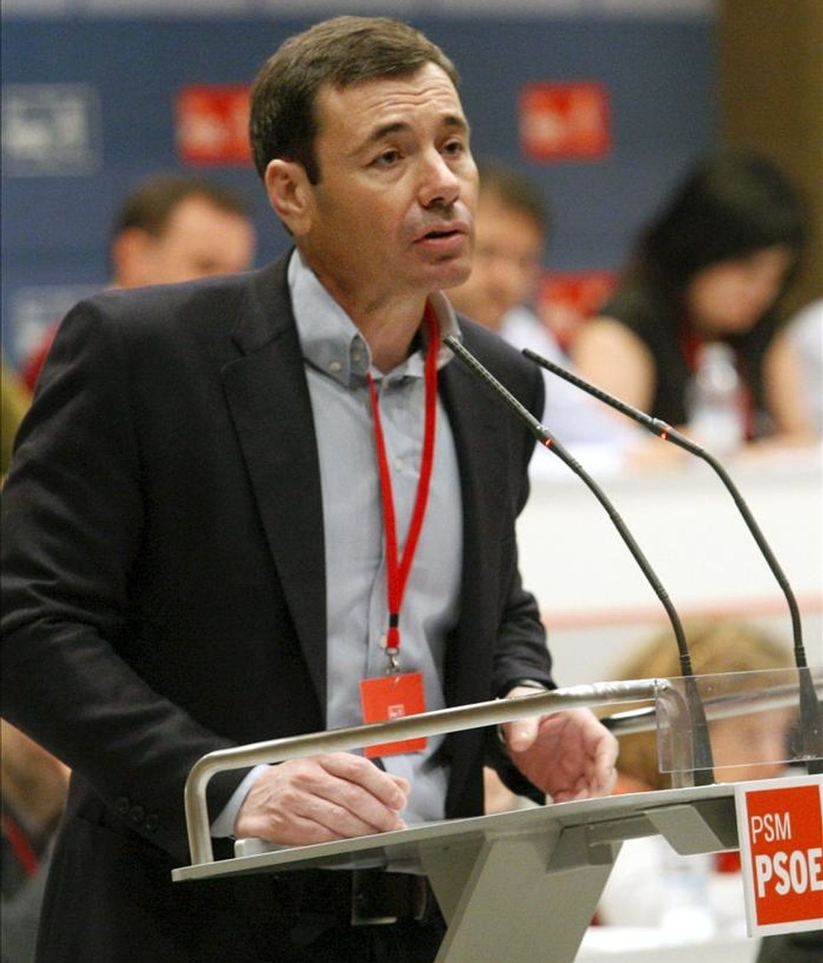 El líder del PSM, Tomás Gómez, durante su intervención en la reunión que el Comité Regional del partido celebra hoy para aprobar las listas con las que concurrirá a los comicios de mayo y acabar con la polémica que ha rodeado la elaboración de la candidatura al Ayuntamiento de Madrid. EFE El líder del PSM, Tomás Gómez, durante su intervención en la reunión que el Comité Regional del partido celebra hoy para aprobar las listas con las que concurrirá a los comicios de mayo y acabar con la polémica que ha rodeado la elaboración de la candidatura al Ayuntamiento de Madrid. EFE
