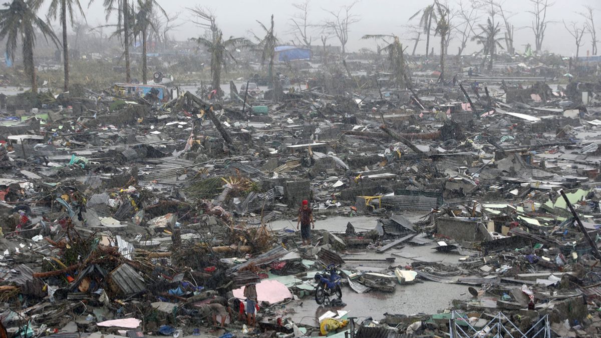 Devastación tras el paso de 'Haiyan'