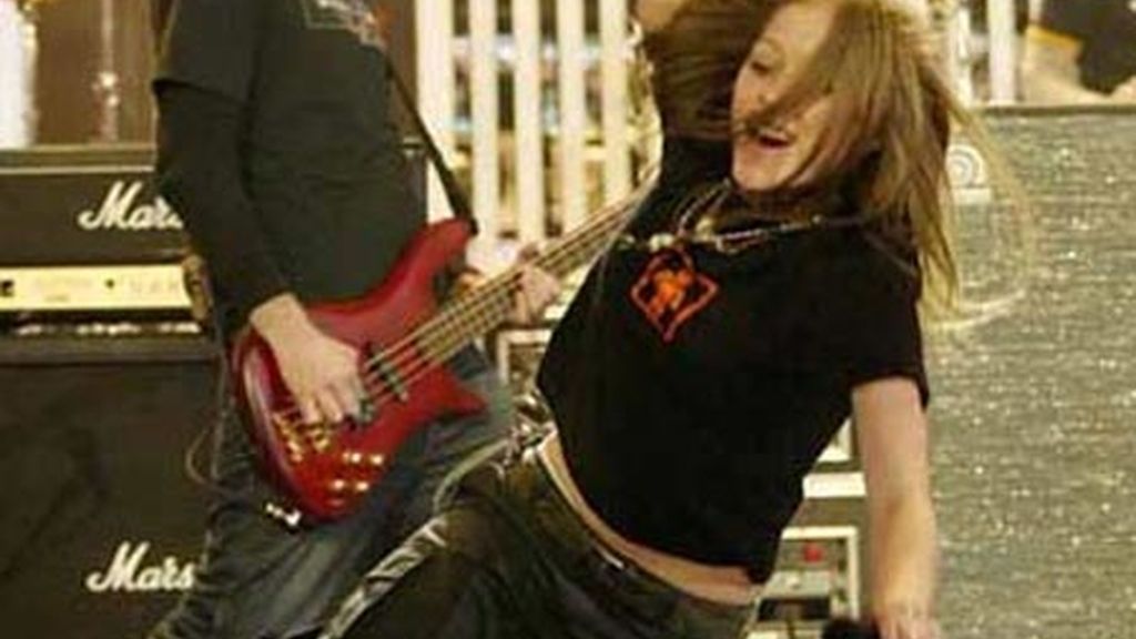 Caida de Avril Lavigne