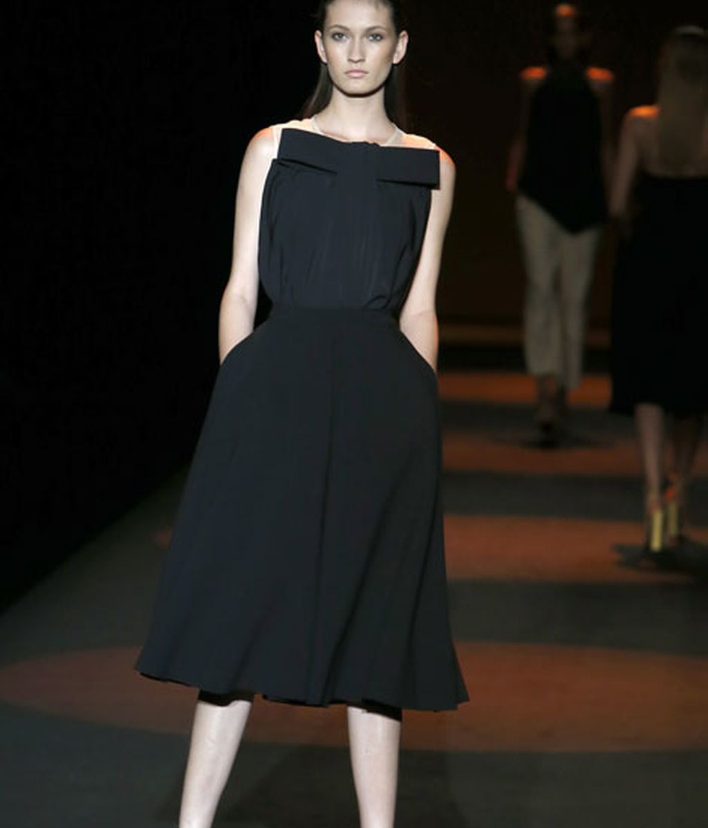 Blancos, negros y azules con detalles dorados