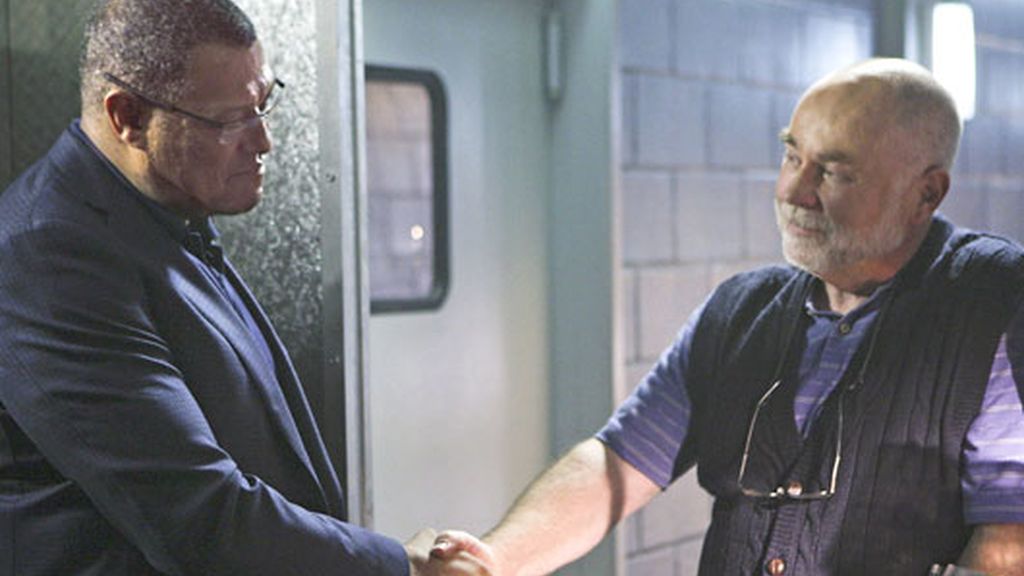 El primer caso de Langston (Cap.09X13)