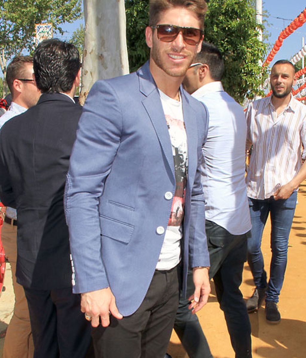 Sergio Ramos se escapa a Sevilla sin su chica