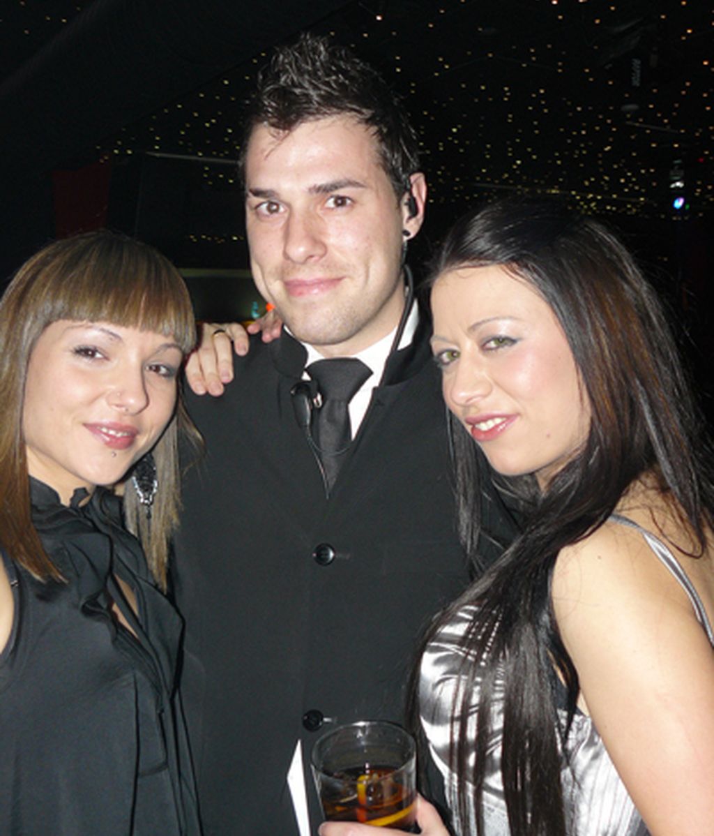 Los grandes hermanos se van de fiesta