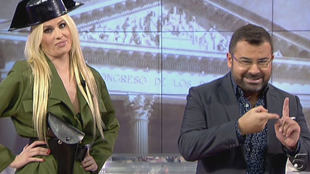 Adriana Abenia a lo Tejero