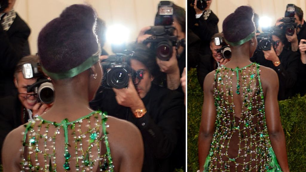 Lupita Nyong'o llevó un vestido de Prada