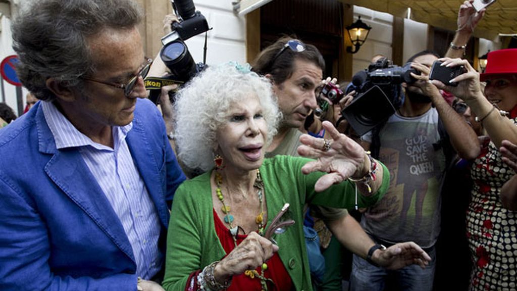 La duquesa de Alba acudió a la corrida