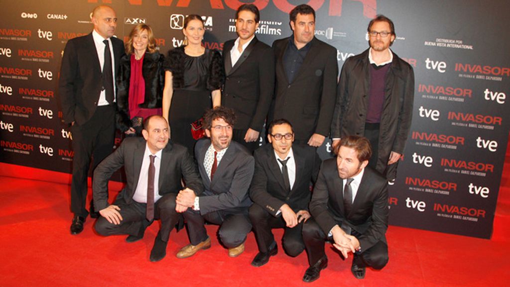 El reparto y el equipo de la película 'Invasor'