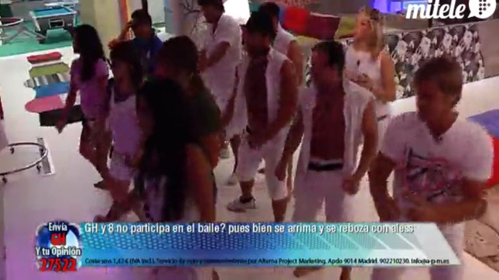 Los concursantes mandaron saludos a Noe durante la fiesta