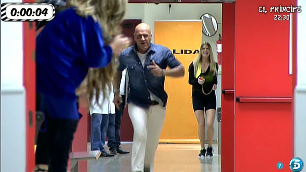 Sesión con su coach, con el médico y con su entrenadora, Makoke