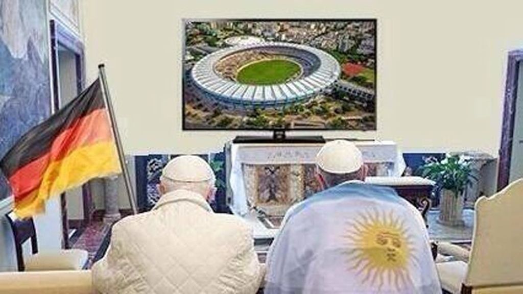 Y sufrían como todos desde la televisión en El Vaticano