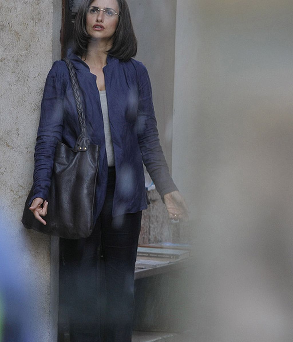 Penélope, tristeza bajo la lluvia en Sarajevo