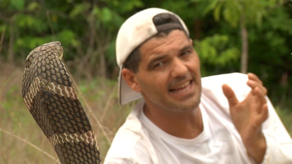 Frank de la Jungla rescata a un leopardo en propiedad de una mafia animal