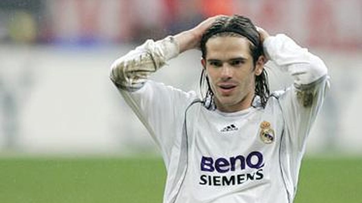 El representante de Fernando Gago afirma que el sueño del futbolista es regresar al Boca Juniors. El representante de Fernando Gago afirma que el sueño del futbolista es regresar al Boca Juniors.