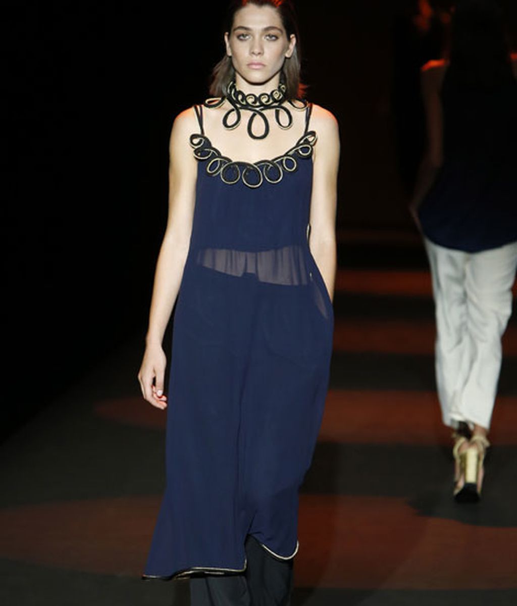 Blancos, negros y azules con detalles dorados