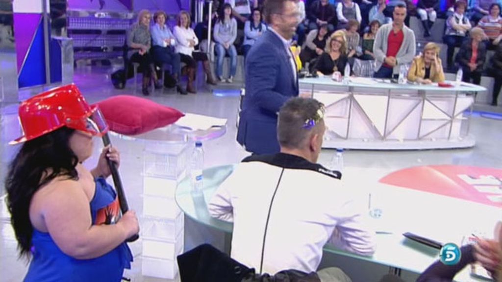 A partir de ahora, además de reportera, es la guardiana del Laurel de oro