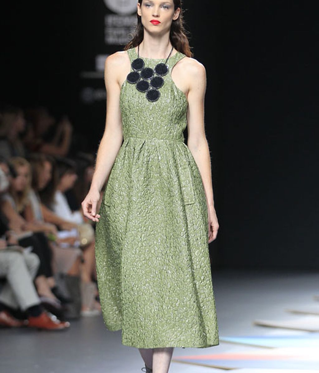 Líneas puras, geometrías y colores empolvados