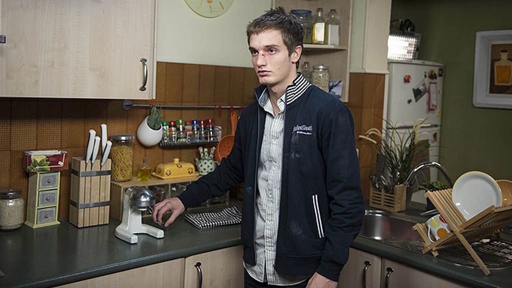 Malena, entusiasmada porque su libro podría ser llevado al cine