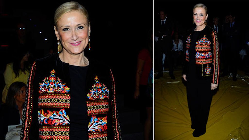 Manuela Carmena y Cristina Cifuentes asisten al front row de la Fashion Week