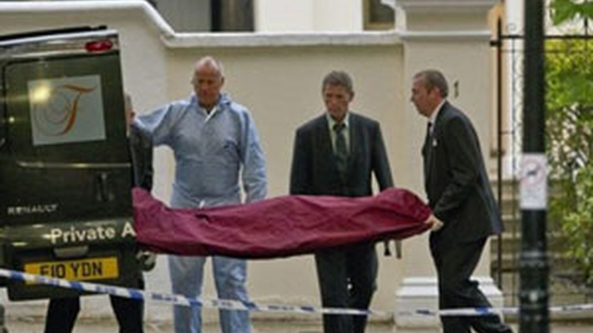 Hoy se practicará la autopsia a la cantante FOTO: AP Hoy se practicará la autopsia a la cantante FOTO: AP