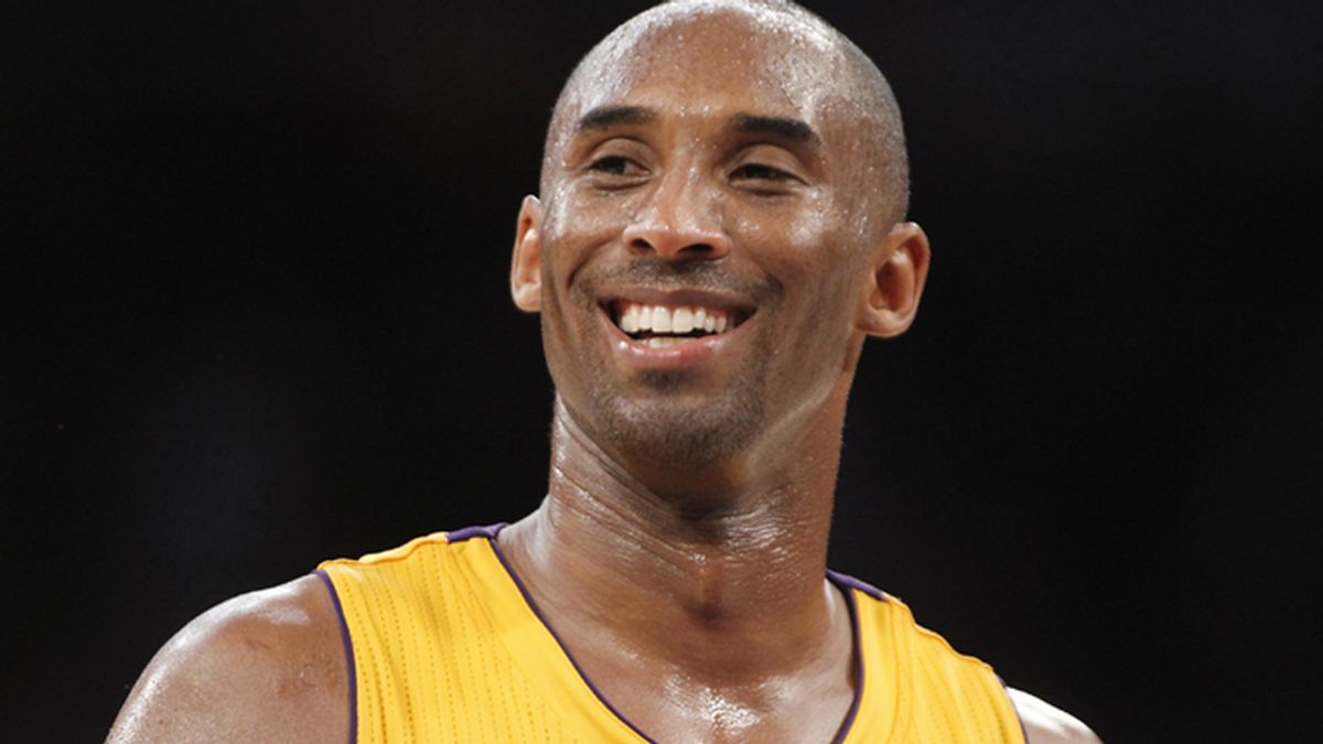 Kobe Bryant se despide tras 20 años de reinado en la NBA