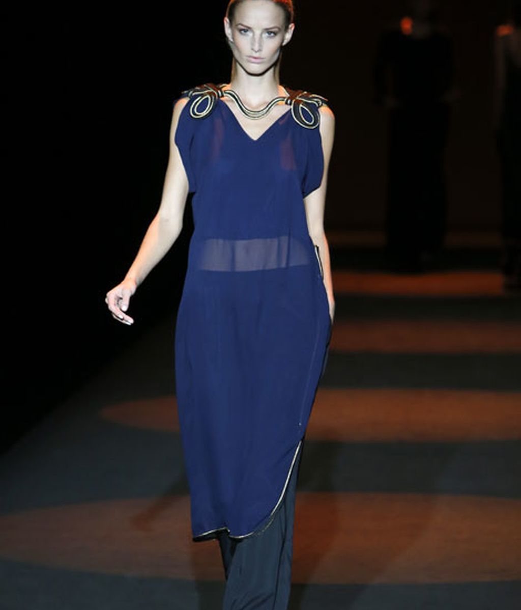 Blancos, negros y azules con detalles dorados