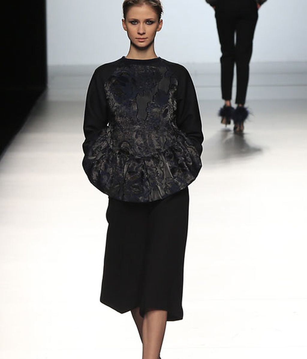 Sofisticación y elegancia en azules, rosas y burdeos