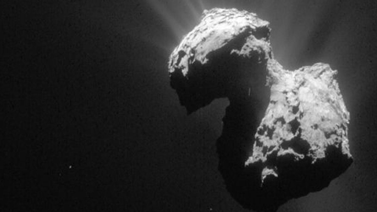 La nave Rosetta detecta oxígeno molecular en el cometa 67P