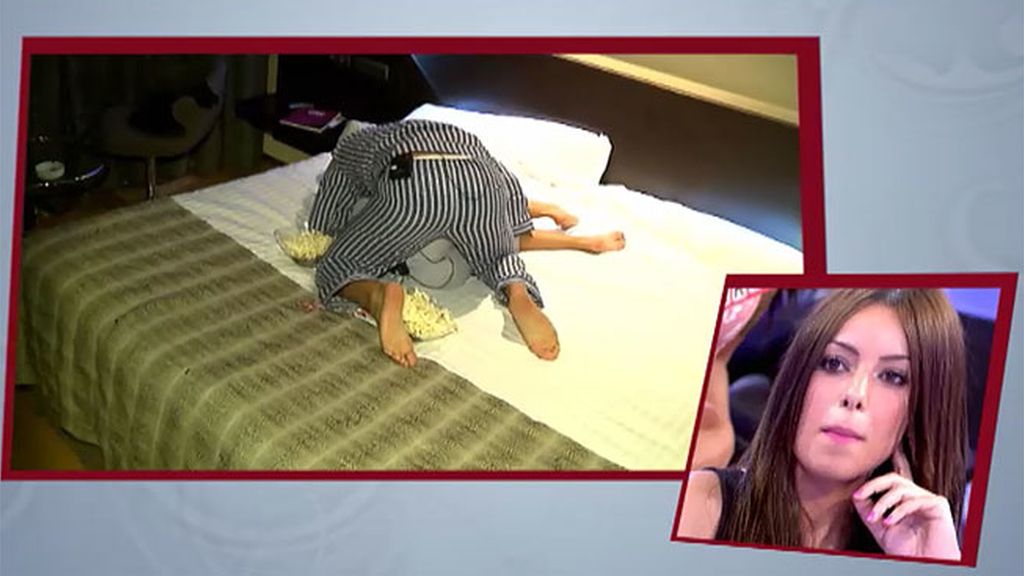 Noel le avisa a Mireia de que ha empezado la verdadera batalla