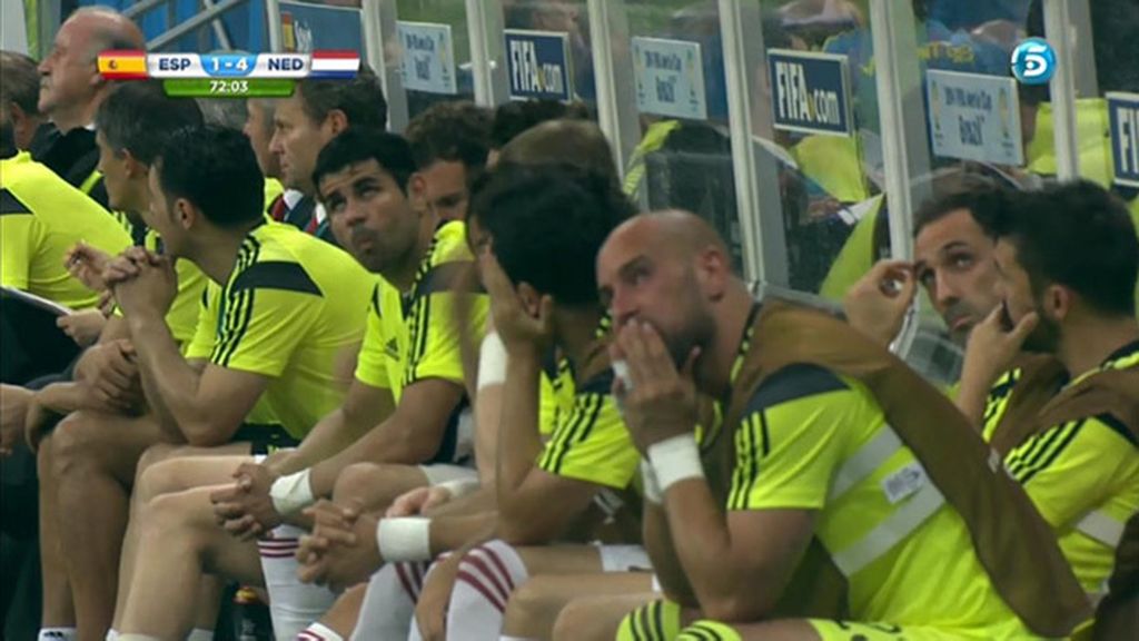 El banquillo español se mostraba cariacontecido