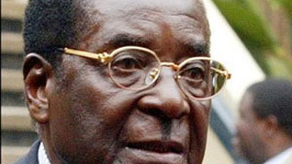 Imagen de archivo del presidente Robert Mugabe. Foto: AP.