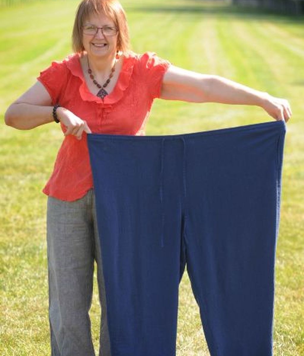 Adelgaza 70 kilos para caber en los baños públicos