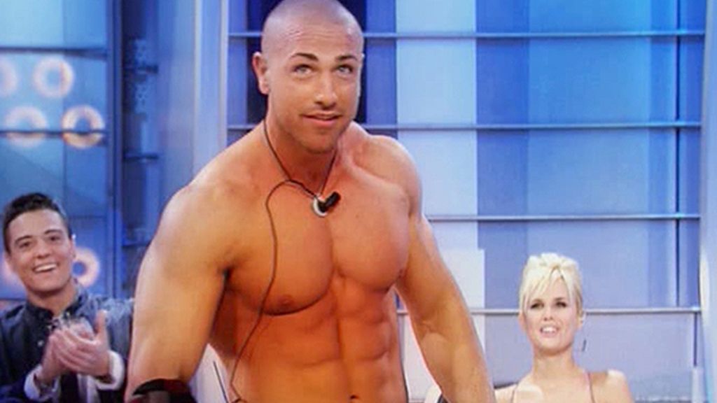 Lo intentan todo por una cita con Soraya