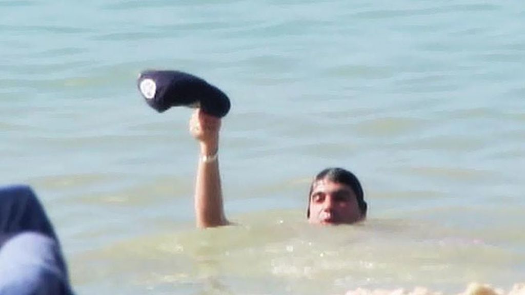 Nadando, tomando el sol... Así pasó Jesulín sus días en Santo Domingo