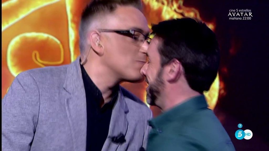 Chelo y Belén, Carlota y Gema, J.M y María...