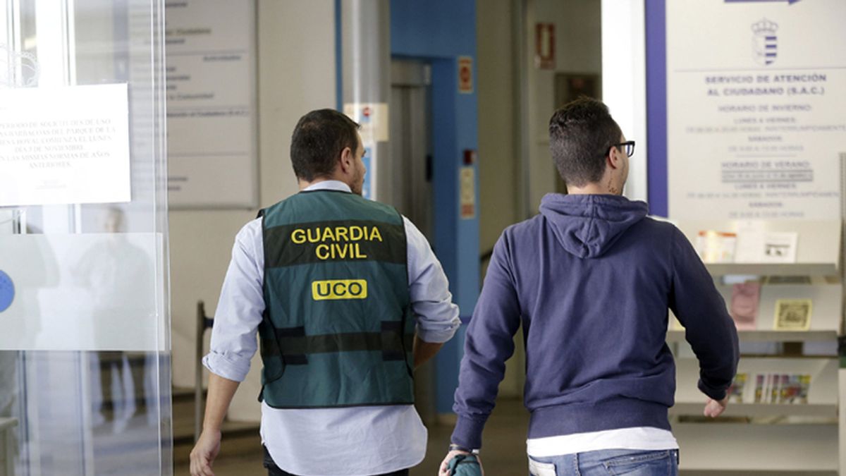 La Guardia Civil registra el ayuntamiento madrileño de Parla