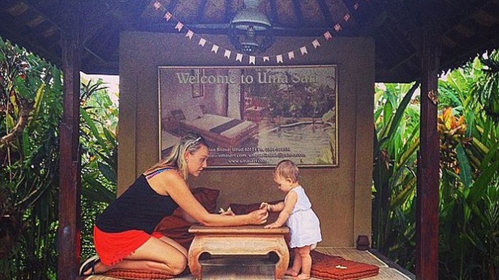 La viajera más pequeña del mundo recorre el globo en 10 meses