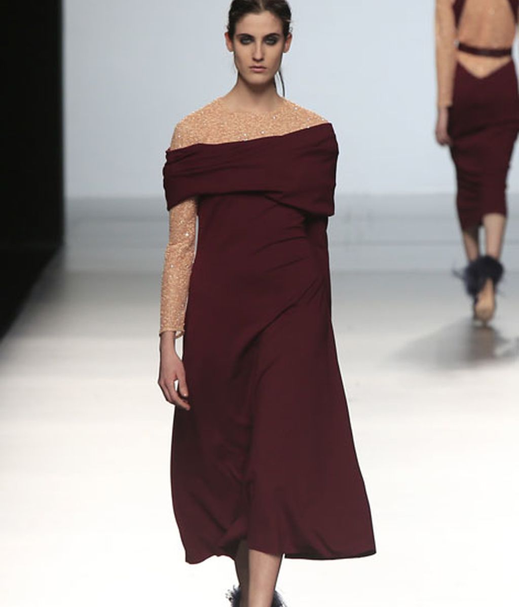 Sofisticación y elegancia en azules, rosas y burdeos