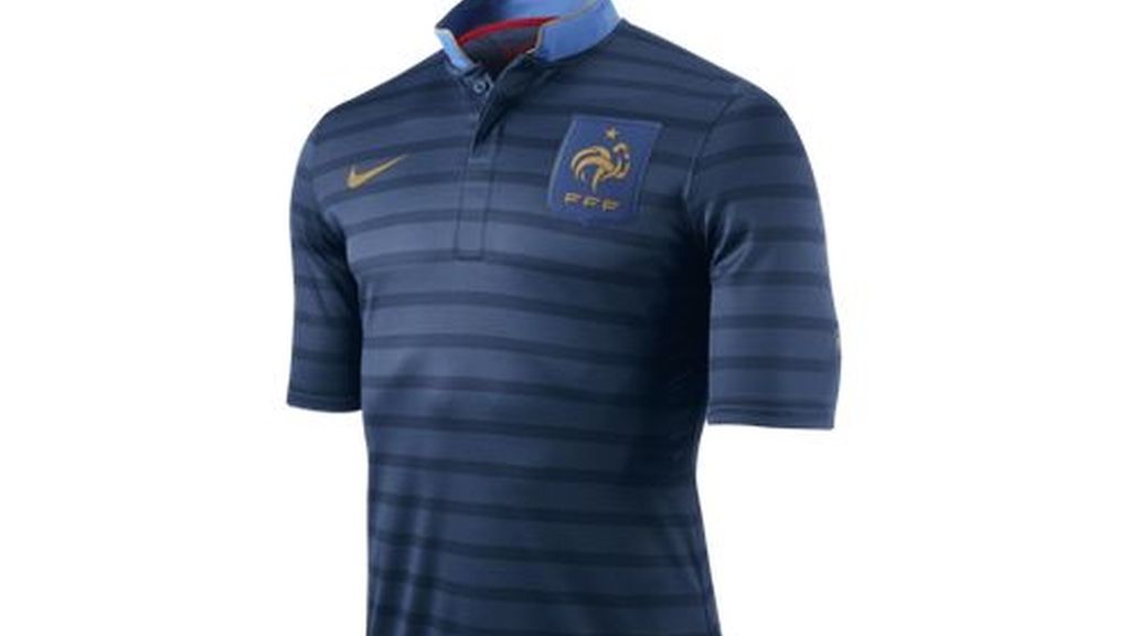 Primera equipación de Francia