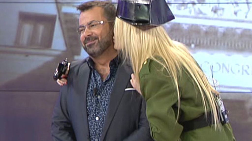 Adriana Abenia a lo Tejero