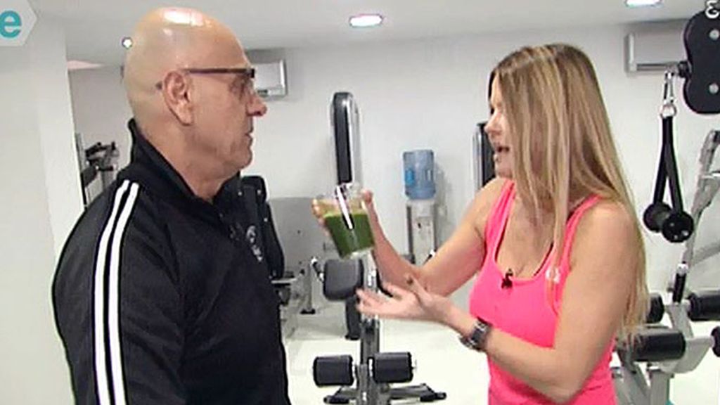 Sesión con su coach, con el médico y con su entrenadora, Makoke