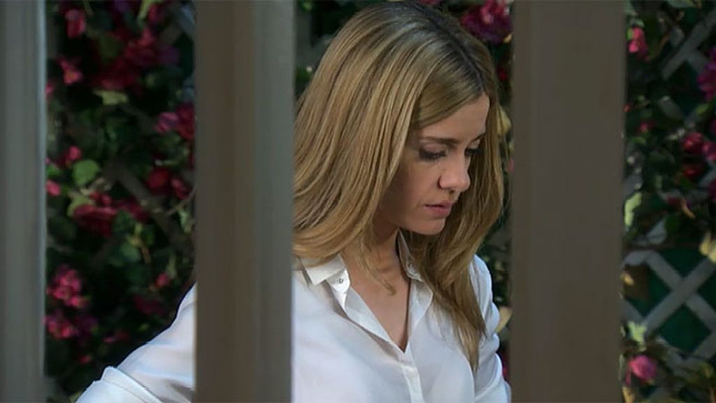 Carlota duda ante la petición de matrimonio de Pedro y sabe por qué...