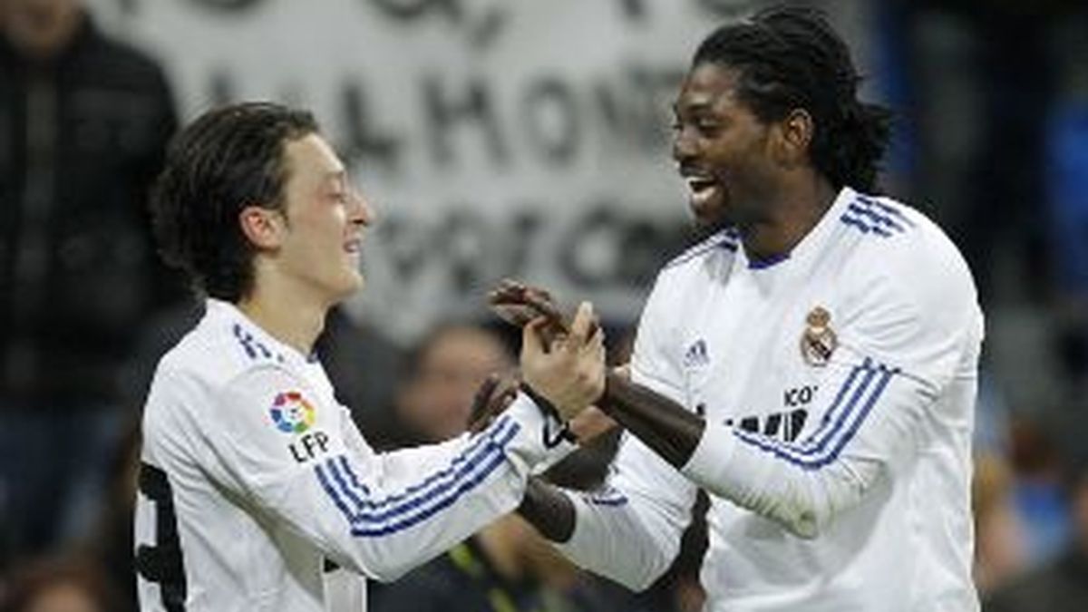 Adebayor volverá a saltar de inicio. Foto: Gtres Adebayor volverá a saltar de inicio. Foto: Gtres