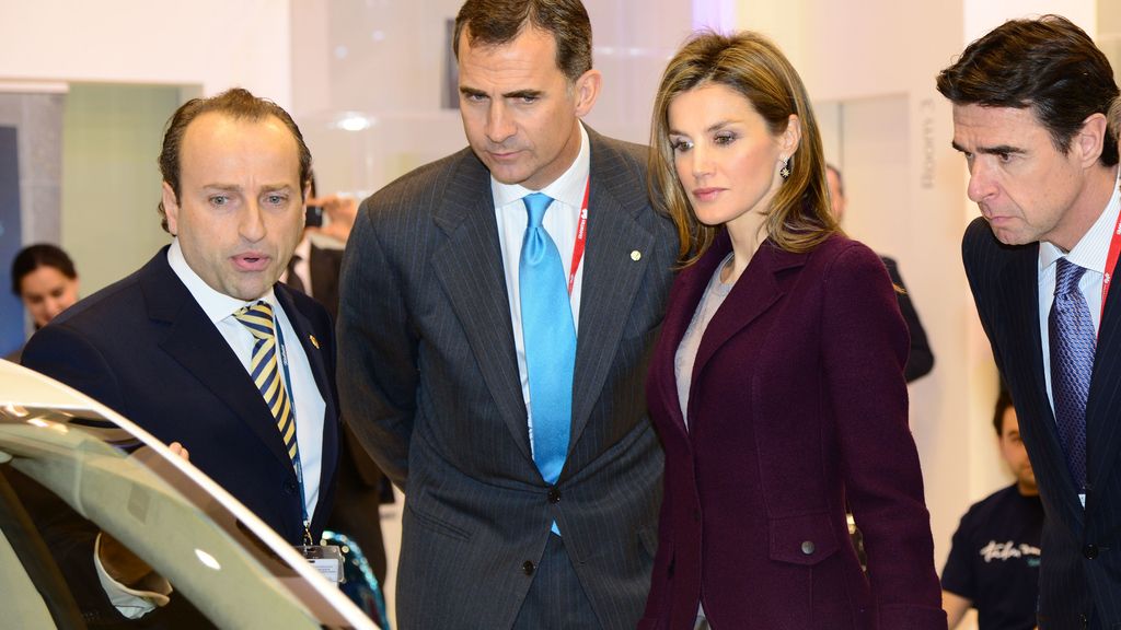 Los príncipes visitan el Congreso de telefonía móvil