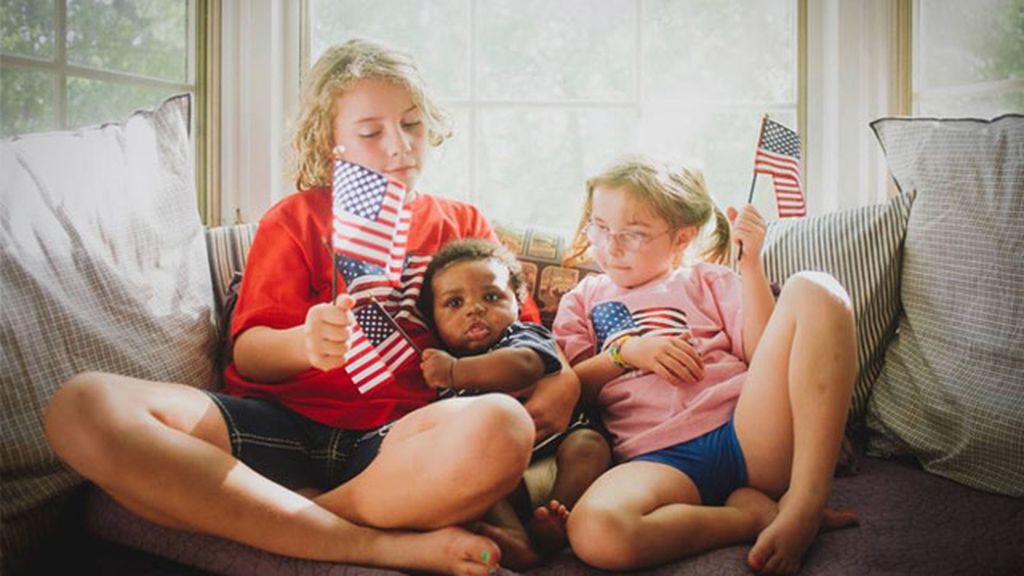 El fotodiario del día de su adopción