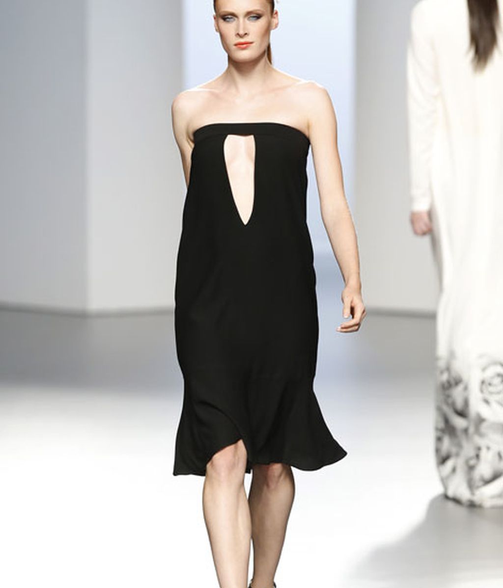 Contención de volúmenes y apuesta por líneas rectas