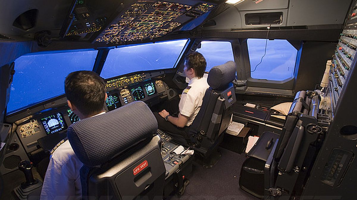 Pilotos, cabina de avión
