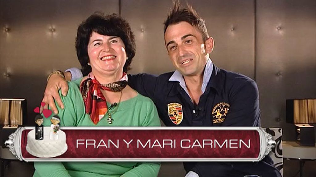 Fran busca a una mujer ardiente pero su madre solo quiere que sea su mujer