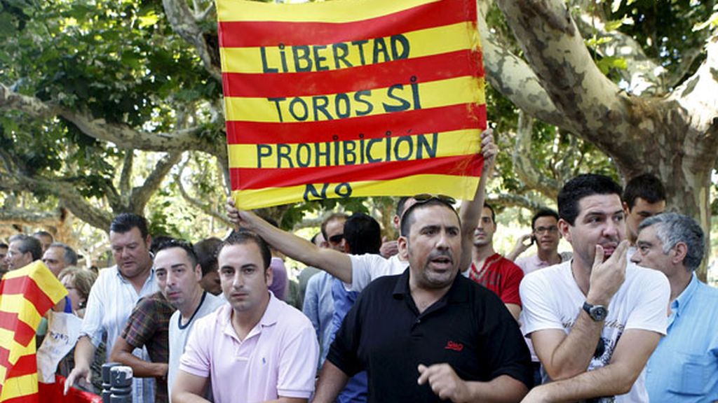 Cataluña prohíbe las corridas de toros en medio de la polémica