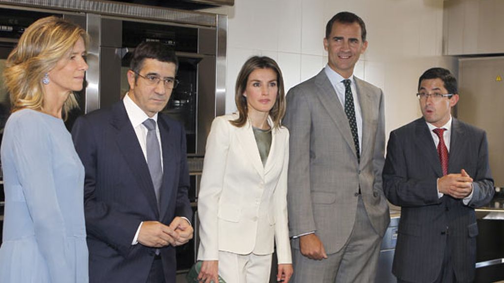 Los príncipes de Asturias inauguran el primer centro culinario vasco en Donosti