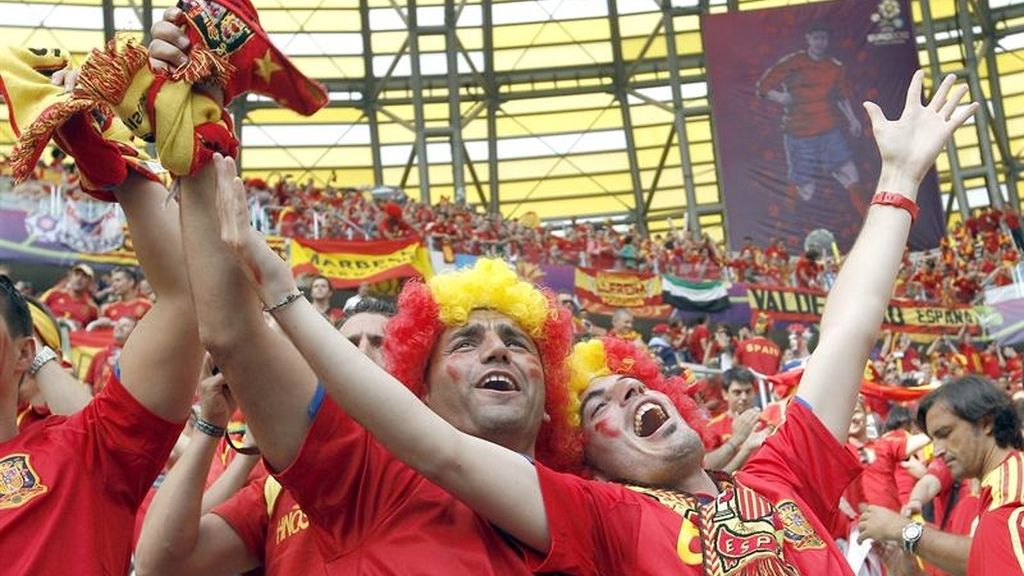 El desafío de España se juega en la grada